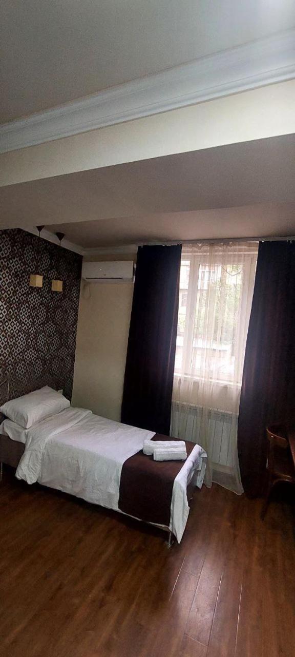Mine Passionis Hotel And Tours 예레반 외부 사진