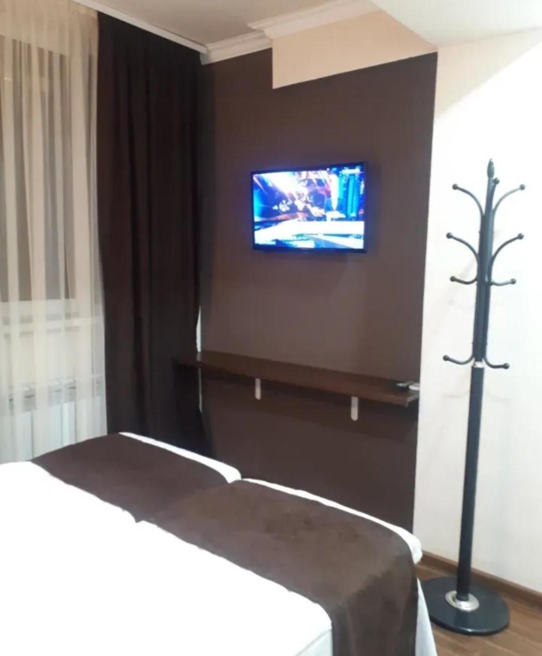 Mine Passionis Hotel And Tours 예레반 외부 사진